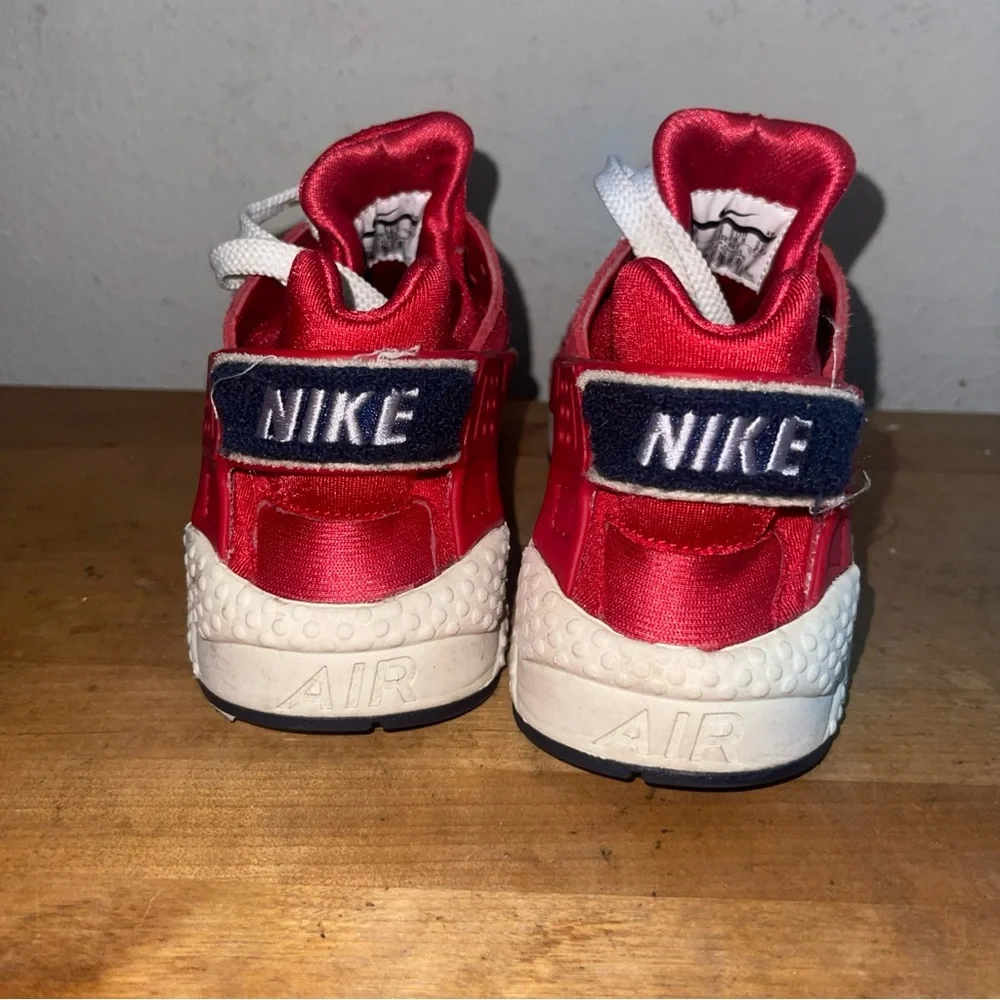 Nike Air Huarache Red Premium Varsity Jacket Sneakers Shoes Mens Sz 6 - Picture 6 of 10